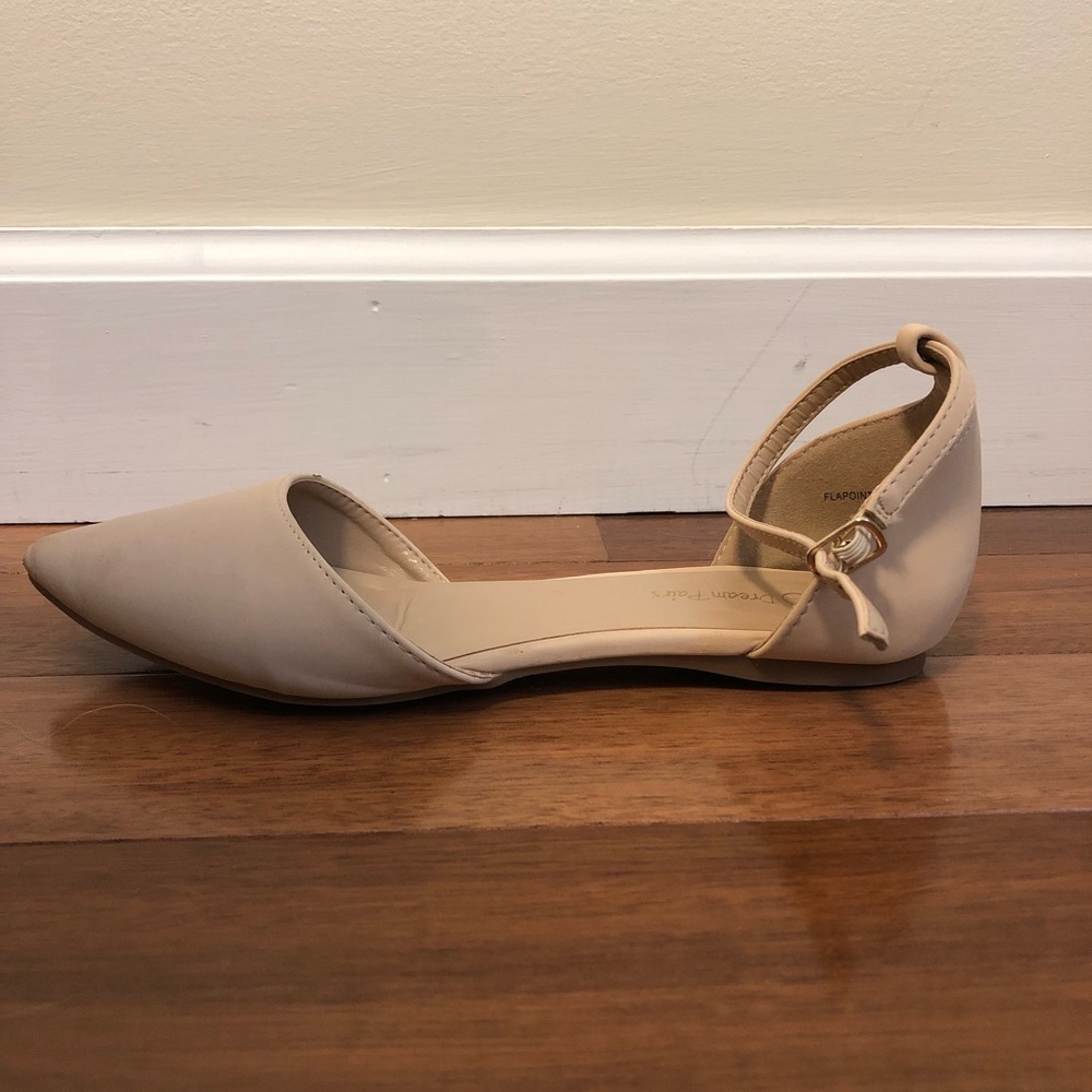 Nude/Cream Pointed Flats with an Ankle Strap - Picture 3 of 4